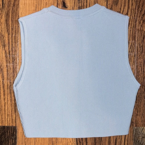 YoungLA Ribbed Crop Top - Picture 2 of 3
